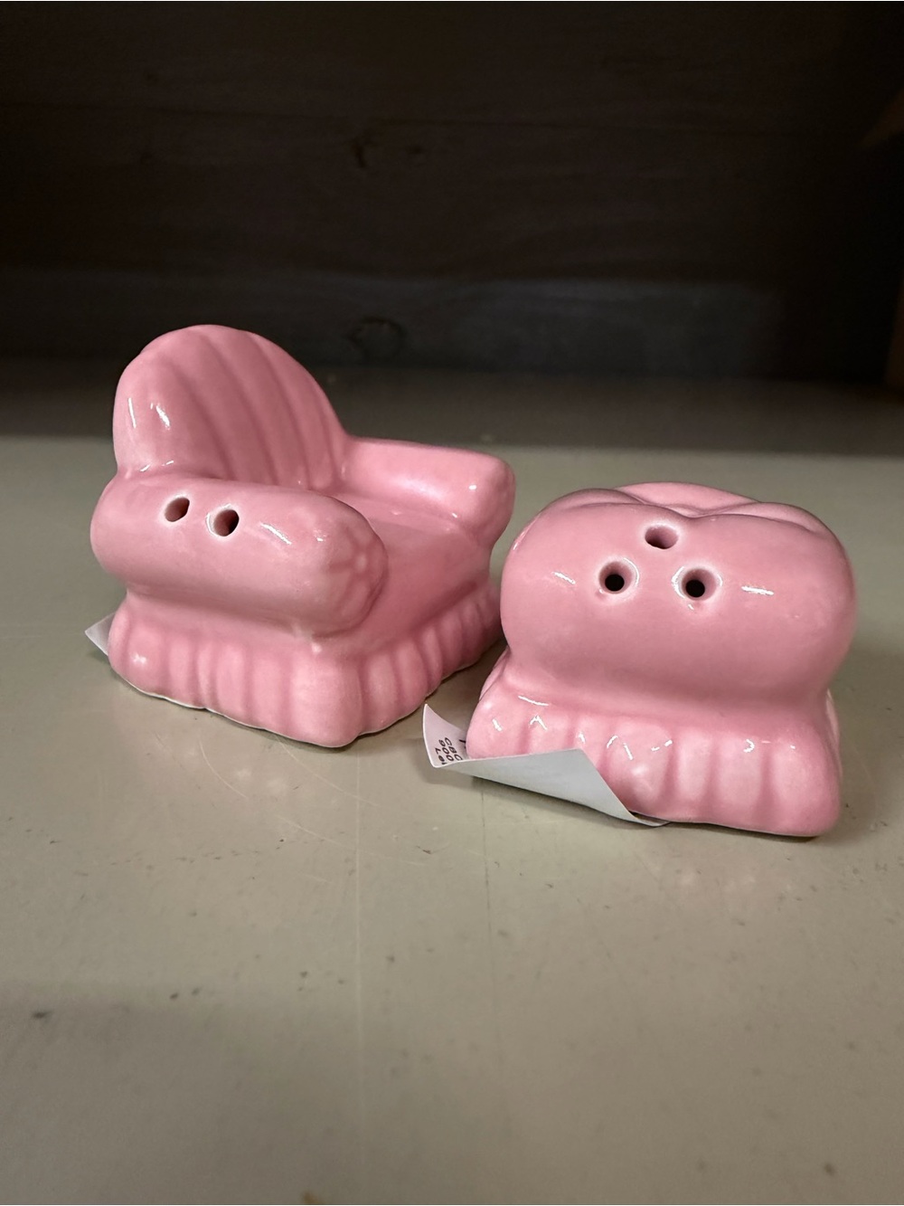 Cracker Barrel Pink Ceramic Chair and Ottoman Salt & Pepper Shakers